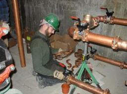 Gilbert AZ plumber performs repairs